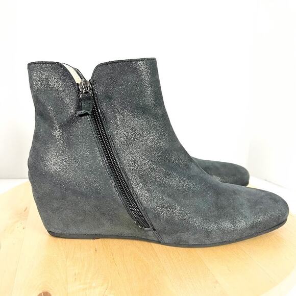 FS / NY Magic Wedge Bootie Black Metallic Suede Side Zip sz 10 - Picture 3 of 7